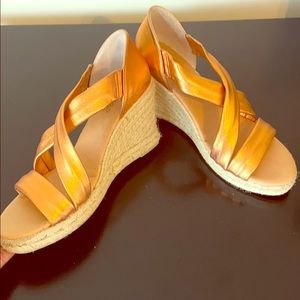 Elegant Gold Espadrille Wedges